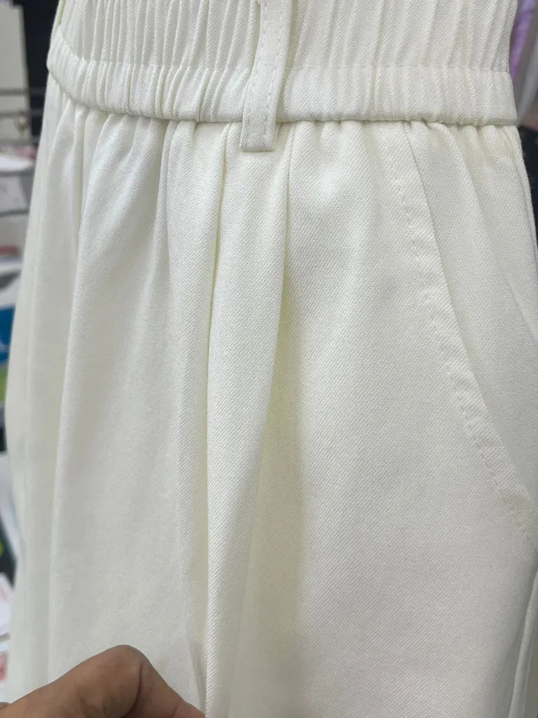 Ladies Pant Elastic Comfortable Pants & Jeans