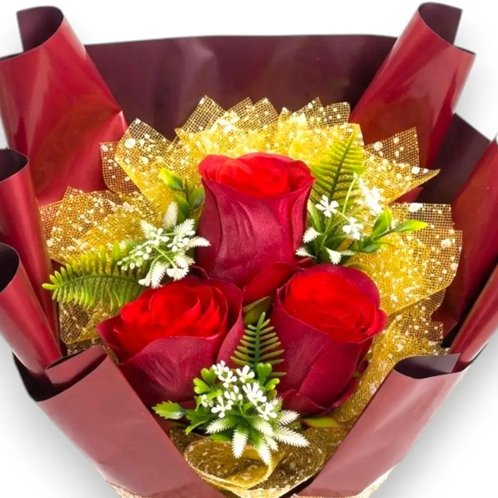 Artificial Bouquet – Elegant Faux Floral Arrangement